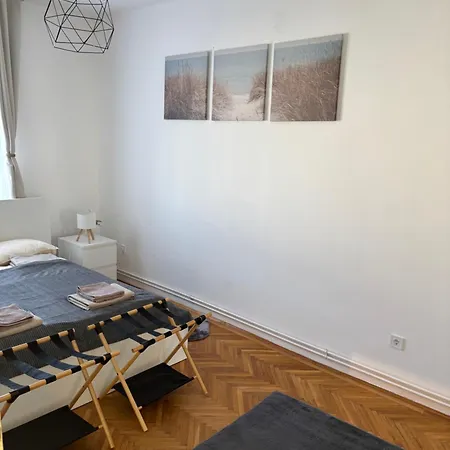 Apartman Paris Blvd *