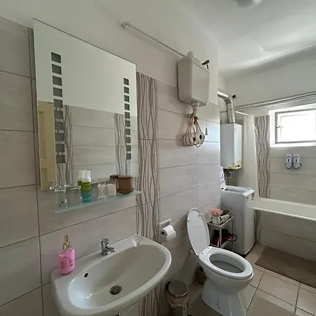 Apartman Paris Blvd